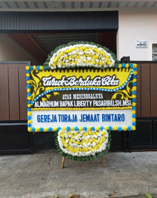 Papan Bunga Duka di Kadubeureum